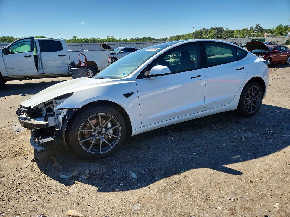 2023 TESLA MODEL 3 - 1