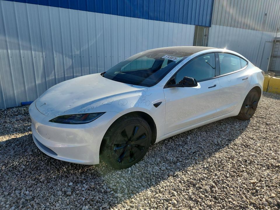 2025 TESLA MODEL 3 - 1