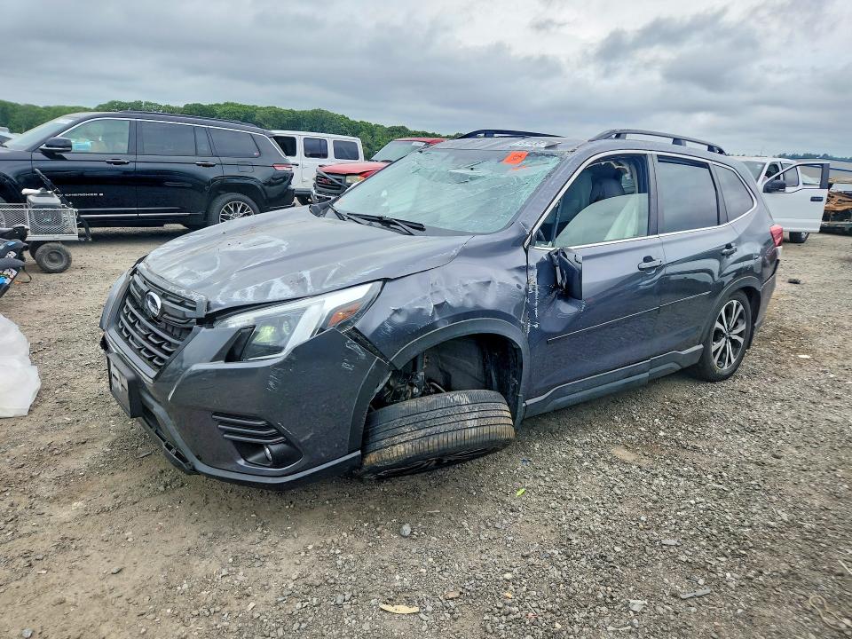 2024 SUBARU FORESTER LIMITED - 1