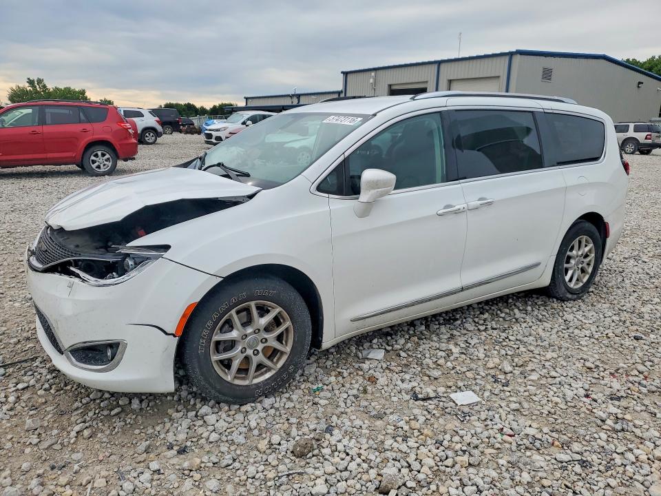 2020 CHRYSLER PACIFICA TOURING L - 1