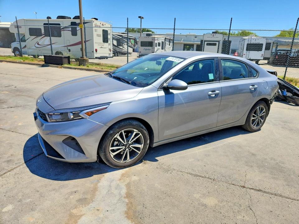 2023 KIA FORTE LXS - 1