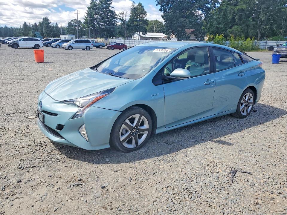 2017 TOYOTA PRIUS THREE TOURING - 1