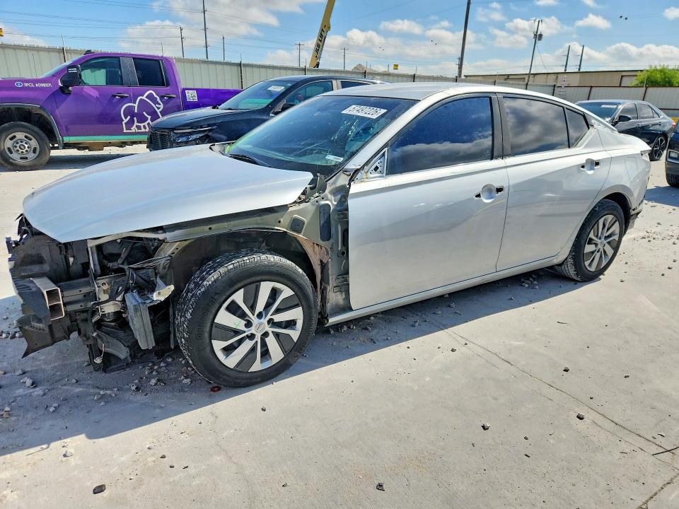 2022 NISSAN ALTIMA S - 1