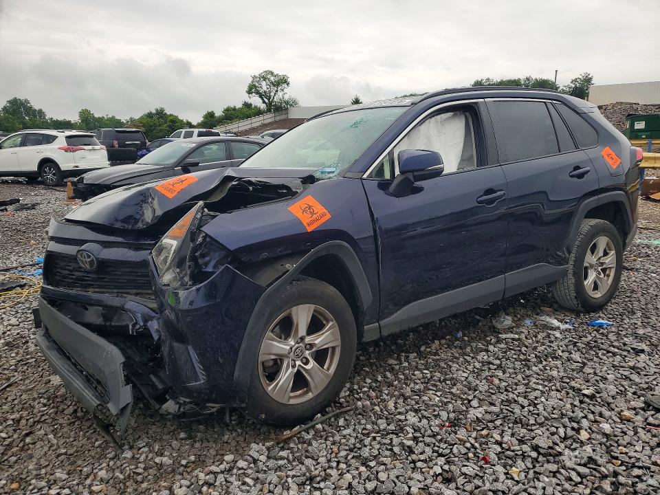2019 TOYOTA RAV4 XLE - 1
