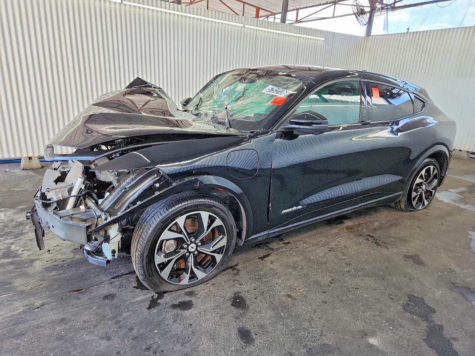 2023 FORD MUSTANG MACH-E PREMIUM - 1
