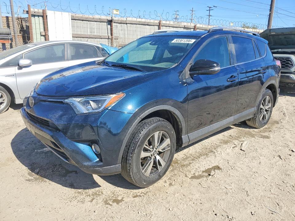 2017 TOYOTA RAV4 XLE - 1