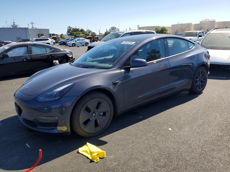 2022 TESLA MODEL 3 - 1