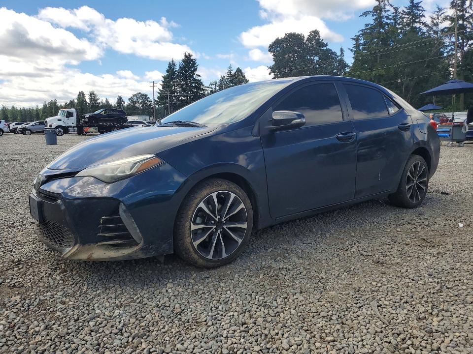 2017 TOYOTA COROLLA SE - 1