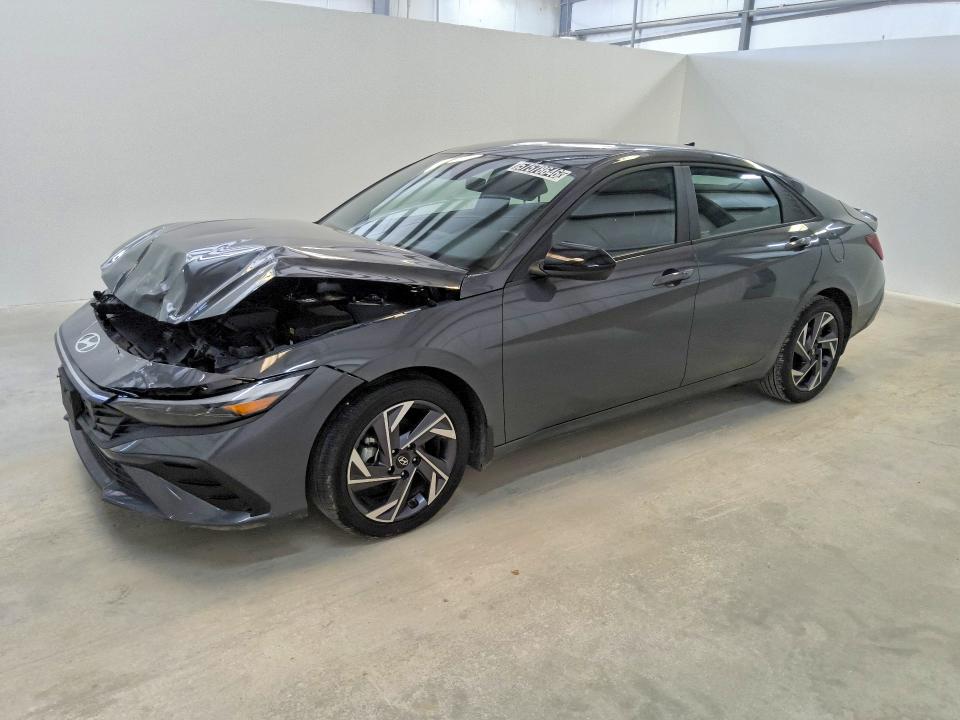 2025 HYUNDAI ELANTRA SEL SPORT - 1