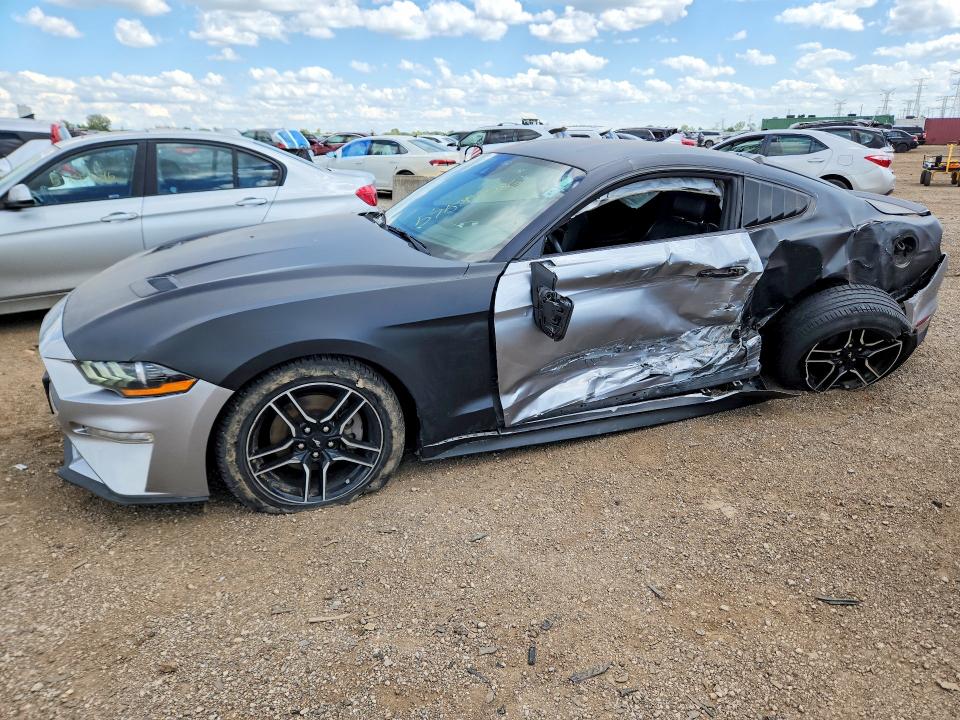 2022 FORD MUSTANG - 1