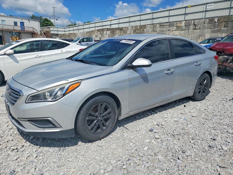 2017 HYUNDAI SONATA SE - 1