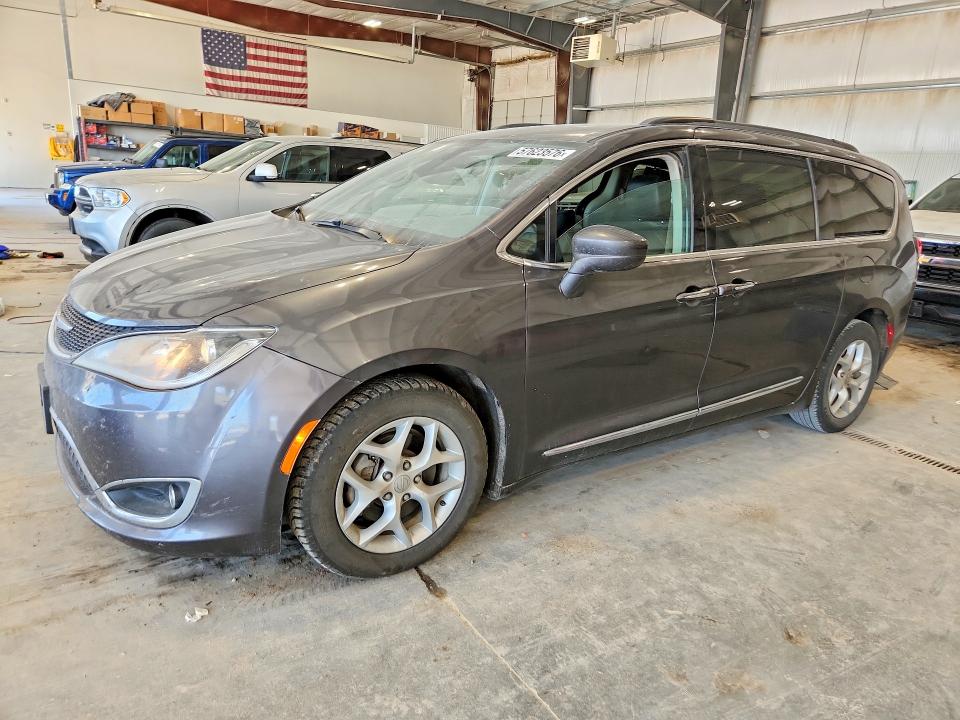 2017 CHRYSLER PACIFICA TOURING L - 1