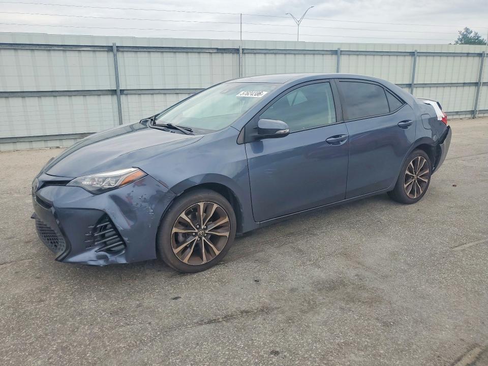 2017 TOYOTA COROLLA SE - 1