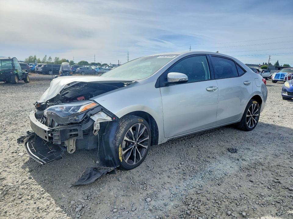 2017 TOYOTA COROLLA SE - 1