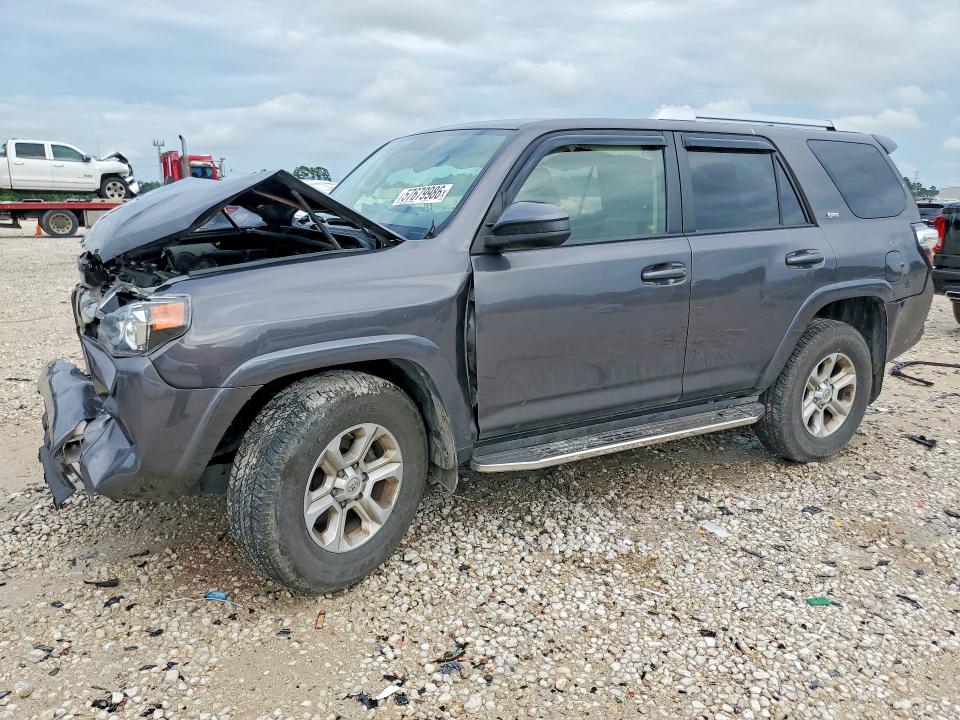 2017 TOYOTA 4RUNNER SR5 - 1