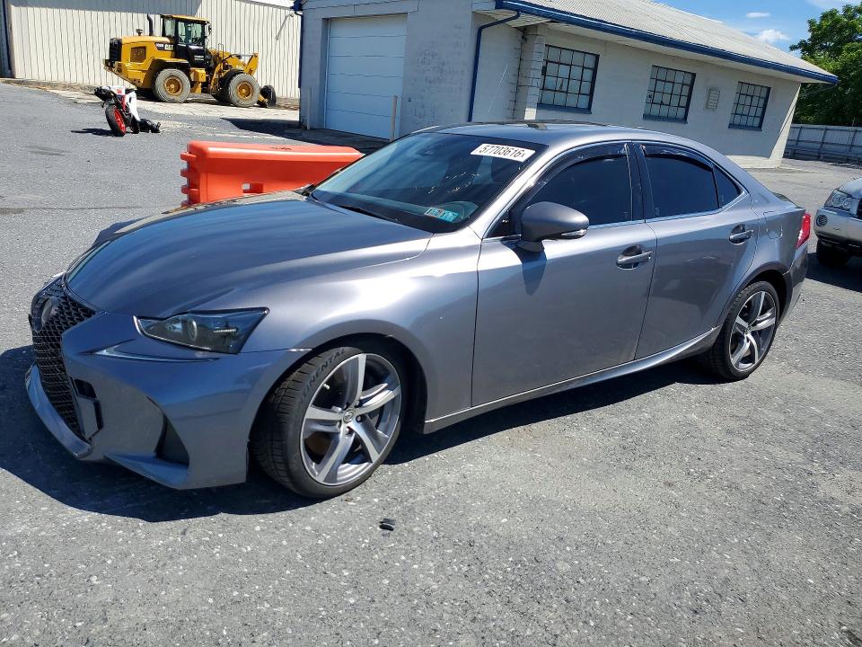 2018 LEXUS IS 300 - 1