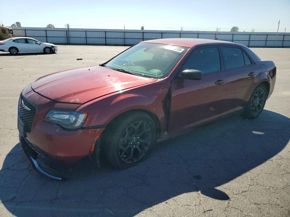 2019 CHRYSLER 300 TOURING - 1