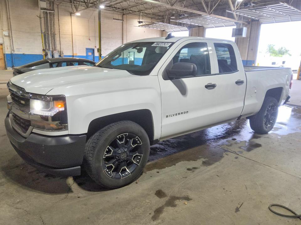 2016 CHEVROLET SILVERADO - 1
