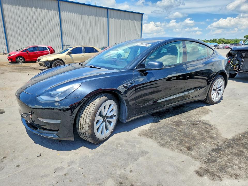 2021 TESLA MODEL 3 - 1
