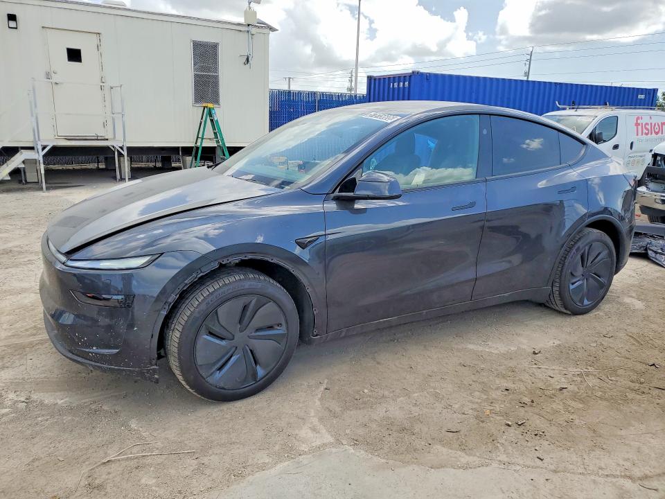 2026 TESLA MODEL Y - 1