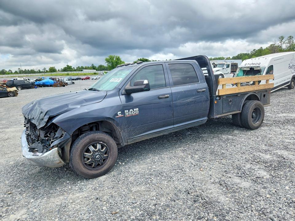 2016 RAM 3500 ST - 1