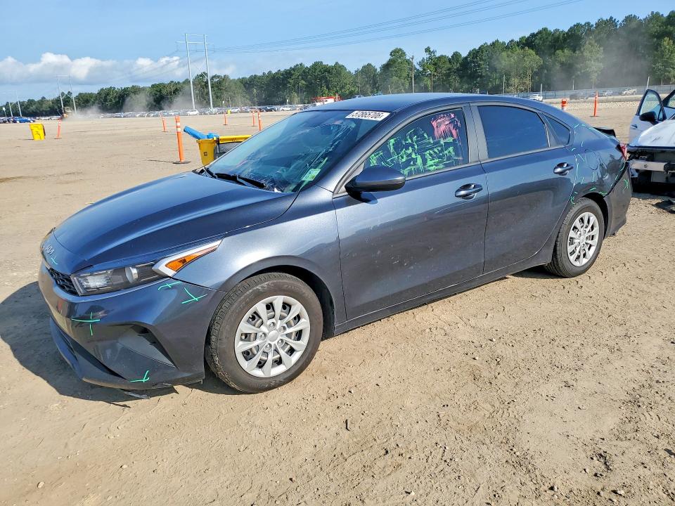 2024 KIA FORTE LX - 1