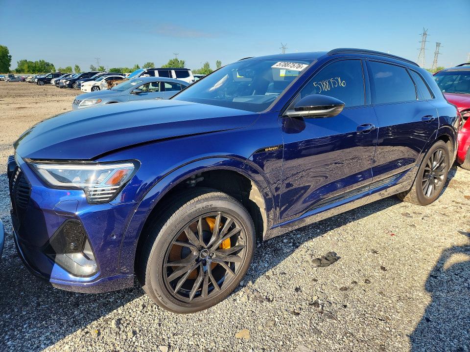 2022 AUDI E-TRON CHRONOS - 1