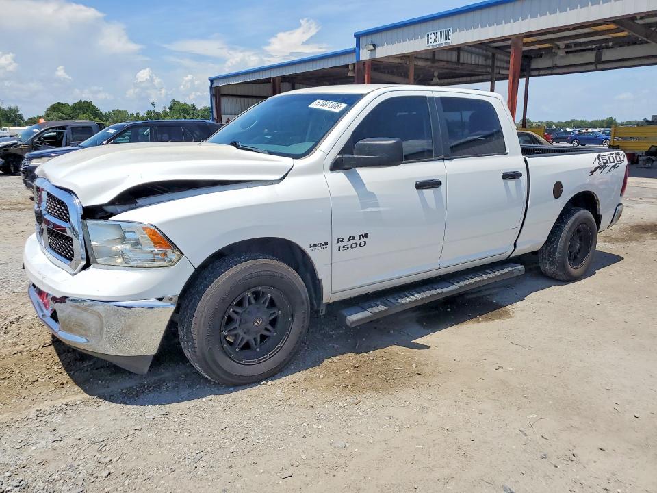 2019 RAM 1500 CLASSIC SLT - 1