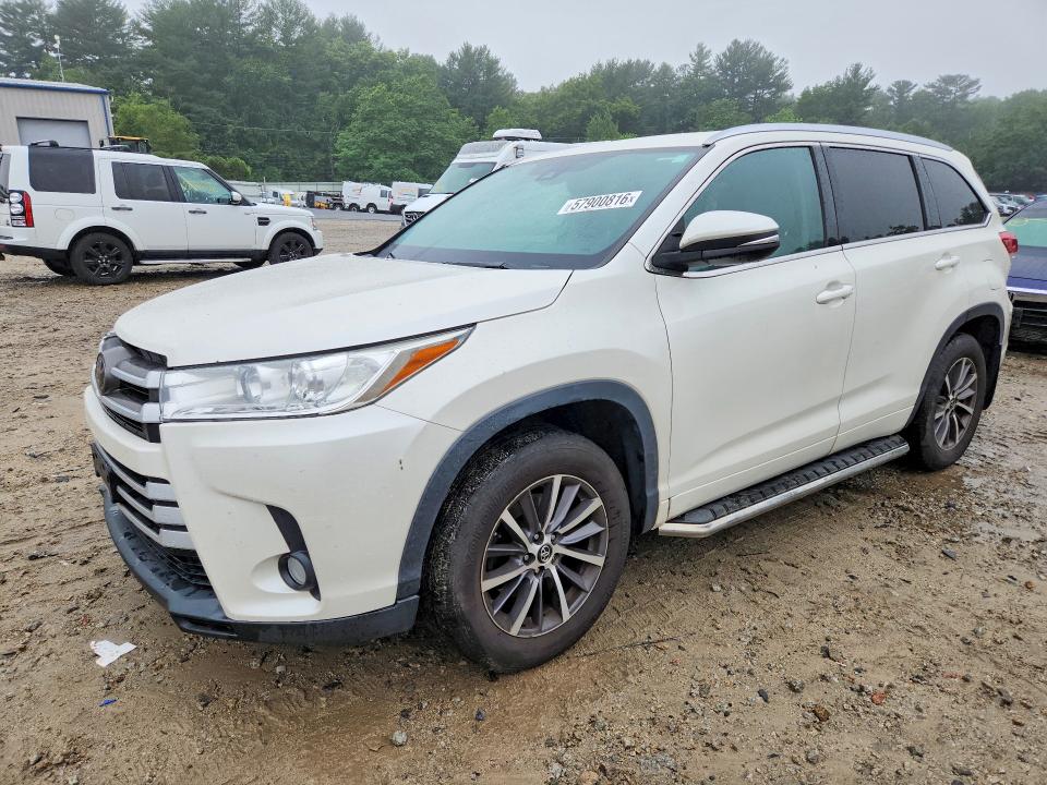 2018 TOYOTA HIGHLANDER XLE - 1