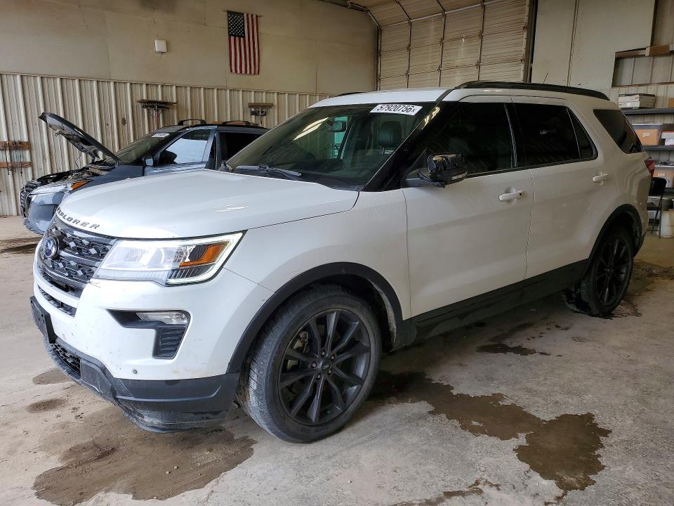 2018 FORD EXPLORER XLT - 1