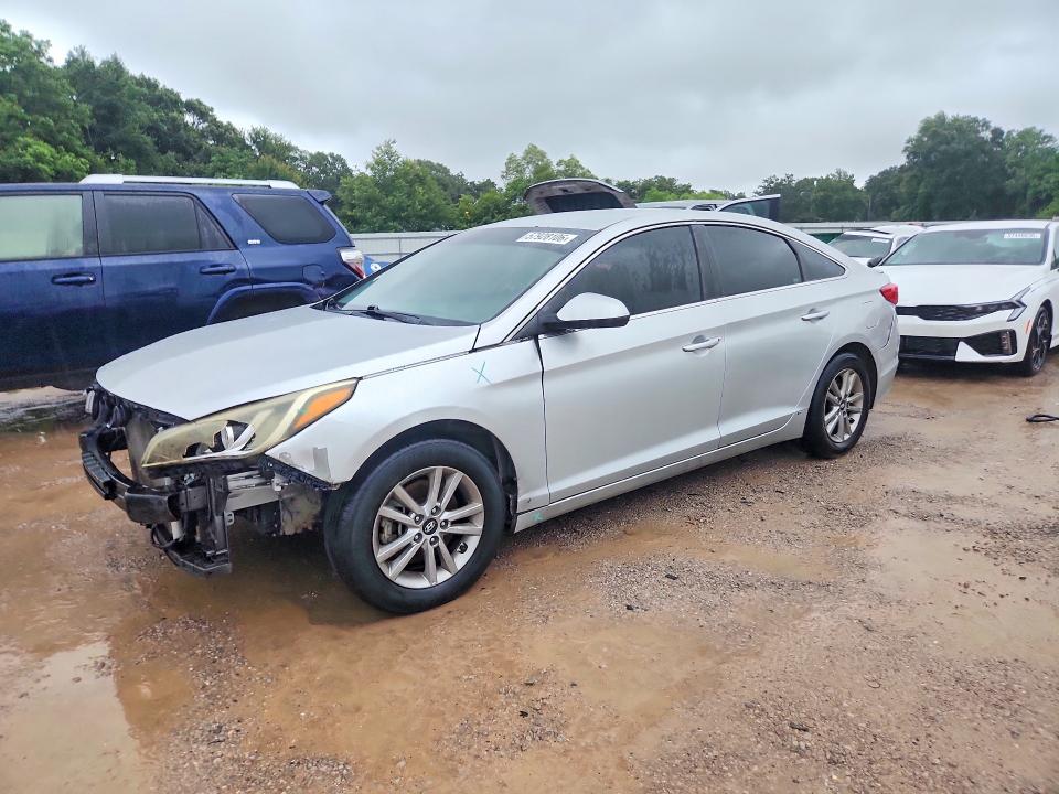 2017 HYUNDAI SONATA SE - 1