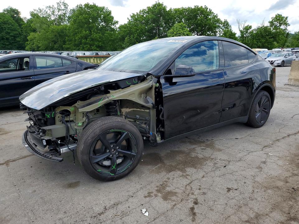 2026 TESLA MODEL Y - 1