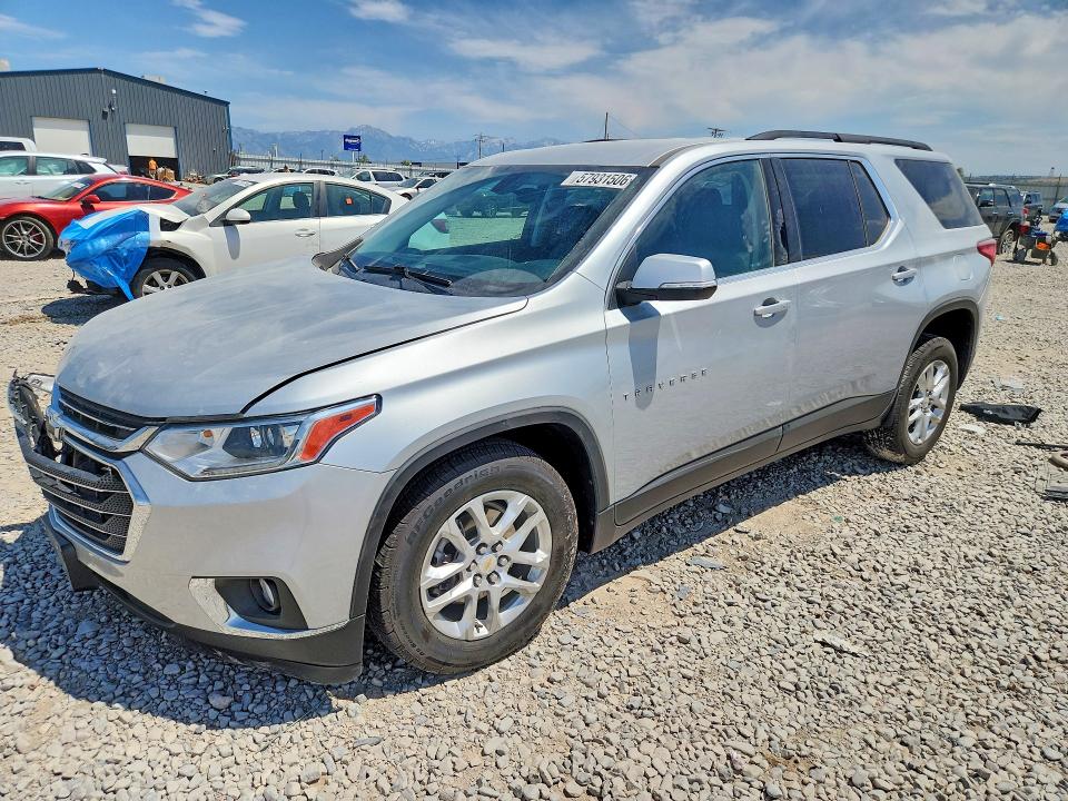 2021 CHEVROLET TRAVERSE LT - 1
