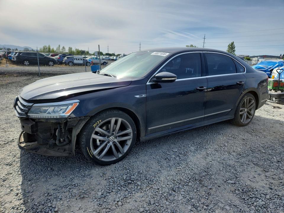 2017 VOLKSWAGEN PASSAT R-LINE - 1