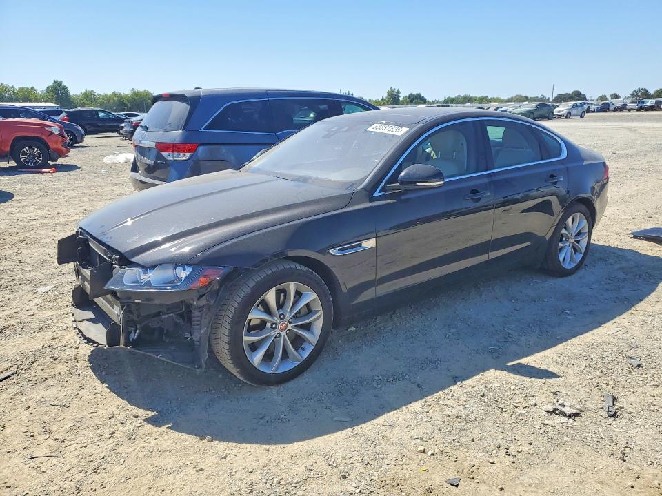 2017 JAGUAR XF PREMIUM - 1