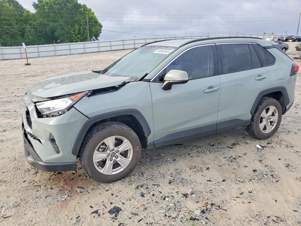 2021 TOYOTA RAV4 XLE - 1