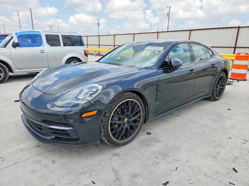 2018 PORSCHE PANAMERA 4S - 1