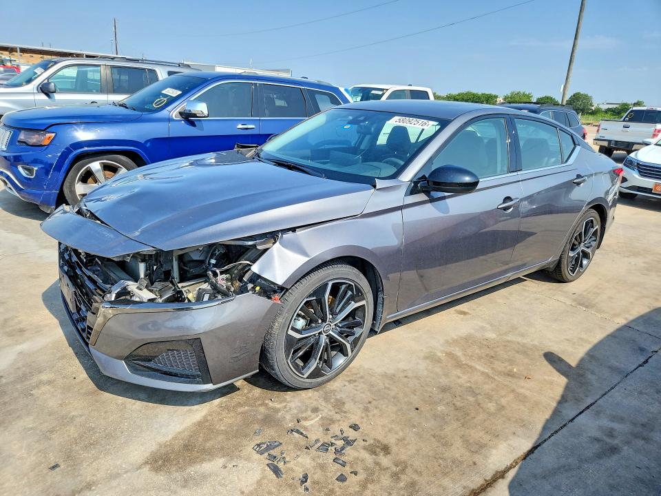 2024 NISSAN ALTIMA SR - 1