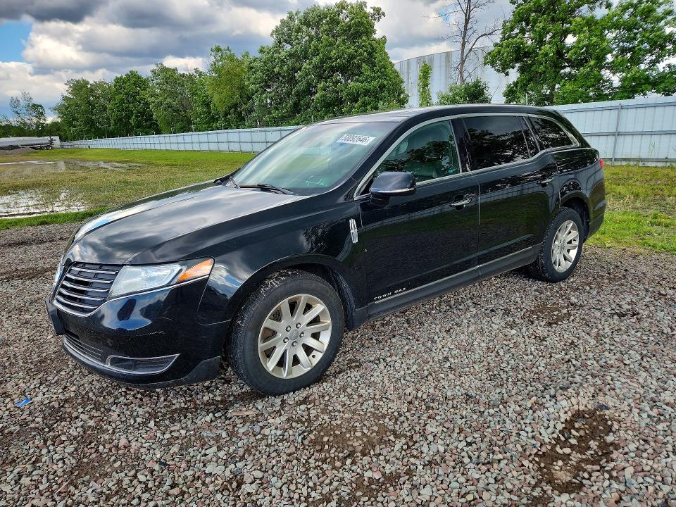 2017 LINCOLN MKT - 1