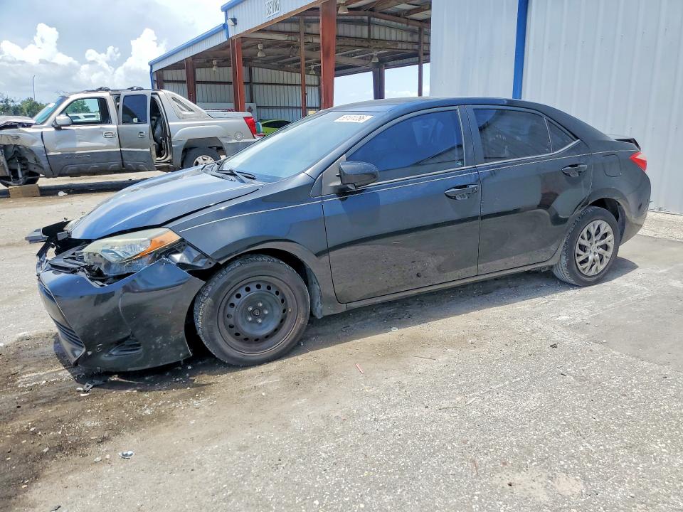 2017 TOYOTA COROLLA LE - 1