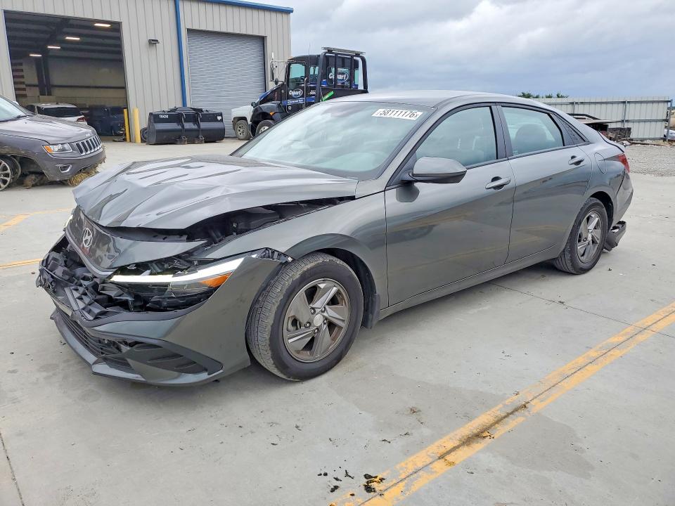 2025 HYUNDAI ELANTRA SE - 1