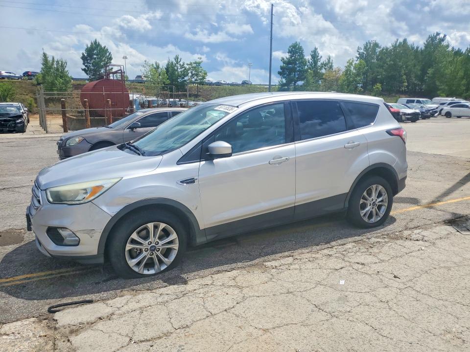 2017 FORD ESCAPE SE - 1