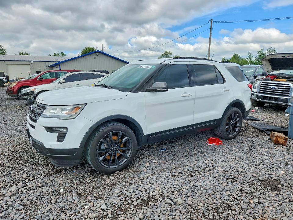 2019 FORD EXPLORER XLT - 1
