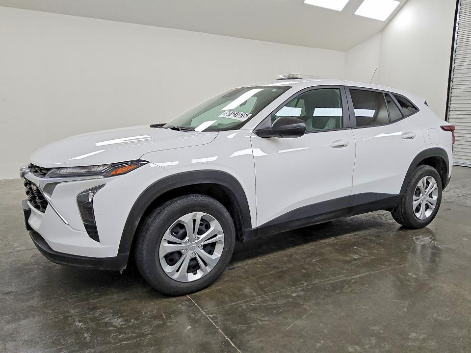 2025 CHEVROLET TRAX LS - 1