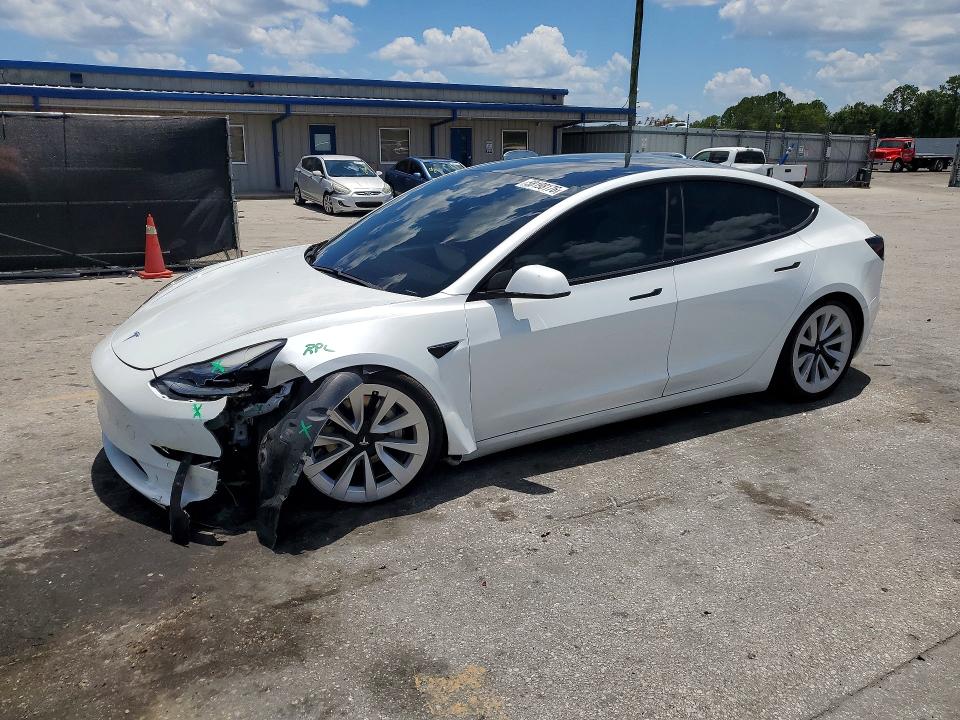 2021 TESLA MODEL 3 - 1
