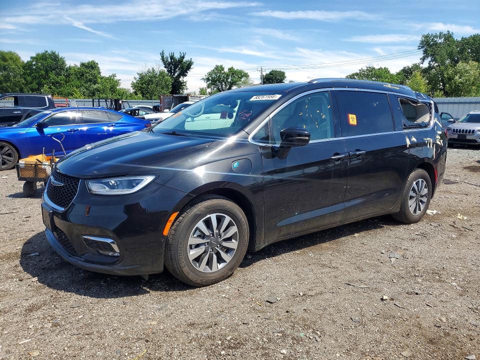 2021 CHRYSLER PACIFICA HYBRID TOURING L - 1