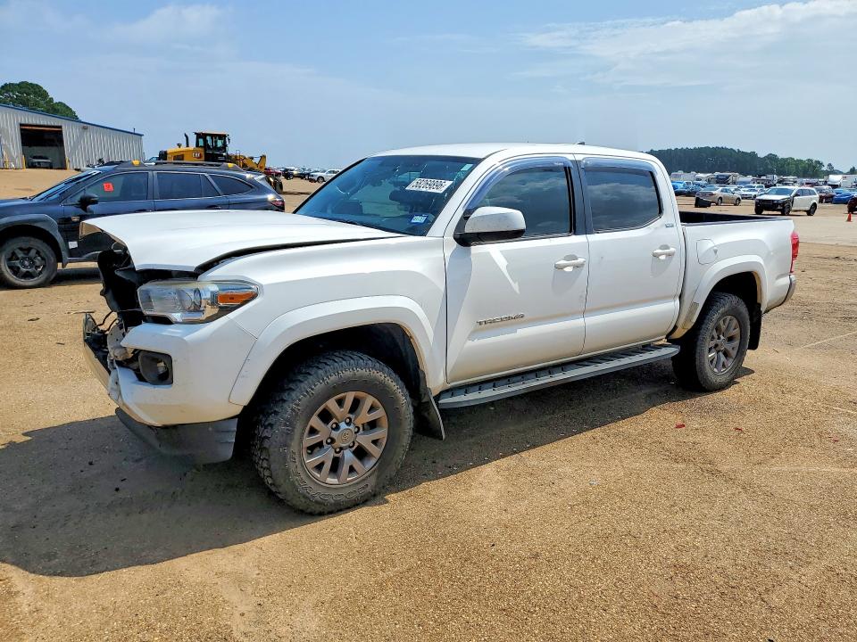 2017 TOYOTA TACOMA SR5 V6 - 1