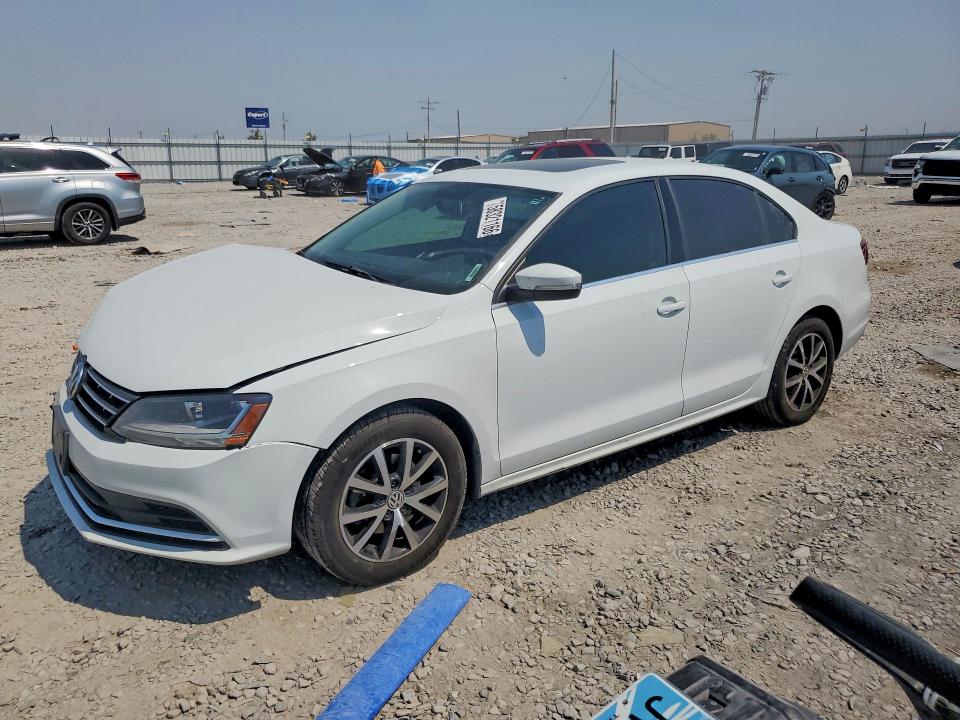 2018 VOLKSWAGEN JETTA SE - 1