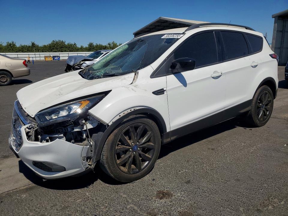 2017 FORD ESCAPE SE - 1