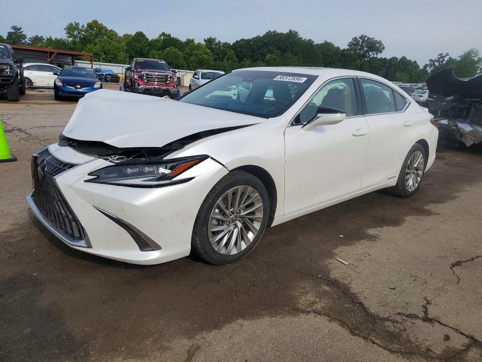 2022 LEXUS ES 300H ULTRA LUXURY - 1